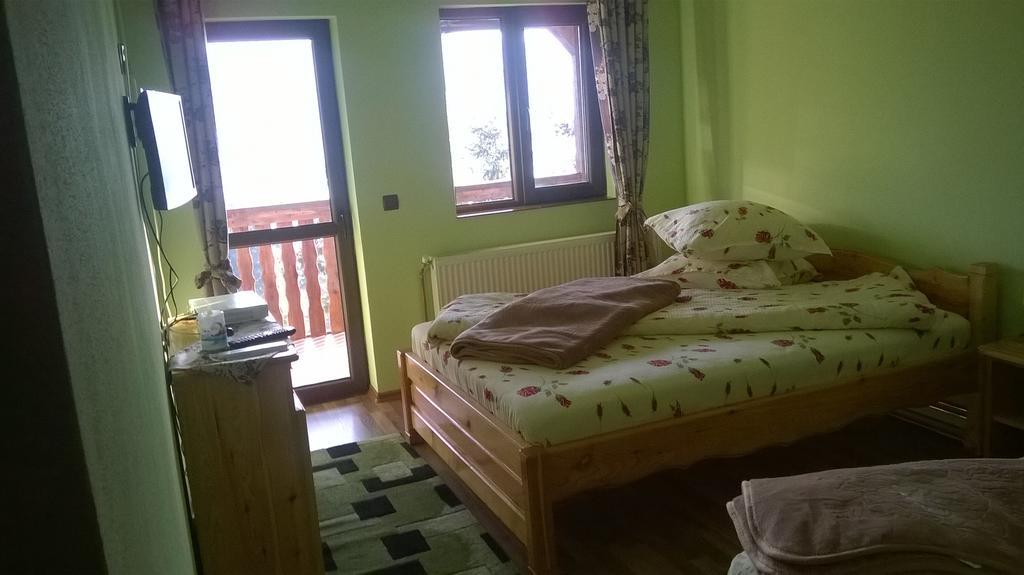 Casa Edy Hotel Colibiţa Eksteriør billede